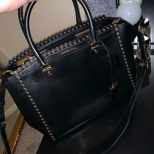 MICHAEL KORS SHOULDER BAG 👜🔥